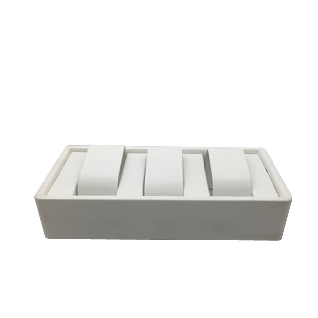 White Leatherette Bangle or Watch Display Stand. Dim 180 x 90 x 38mm. White Leatherette Bangle or Watch Display Stand. Dim 180 x 90 x 38mm.
