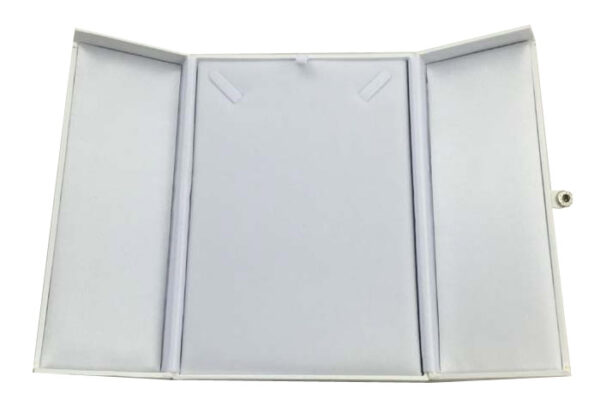 x12 Trade Box of Large Premium White Leatherette Necklace Gift Boxes. Dim 140(w) x 200(d) x 30mm(h)