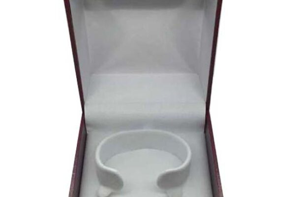 Price for 1 Premium Red Leatherette Watch or Bangle Gift Box. Dim 90(w) x 90(d) x 60mm(h).