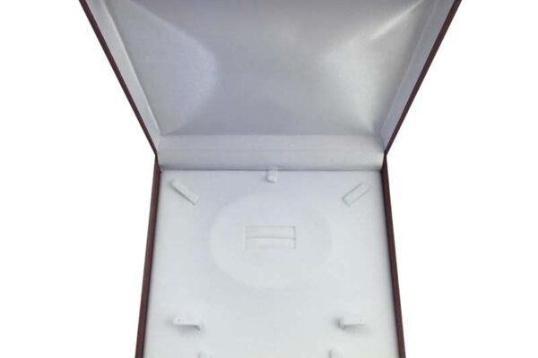 Large Premium Red Leatherette Multi Purpose Set Gift Box. Dim 190(w) x 190(d) x 40mm(h).
