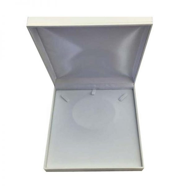 Large Premium White Leatherette Necklace Gift Box. Dim 190(w) x 190(d) x 40mm(h).