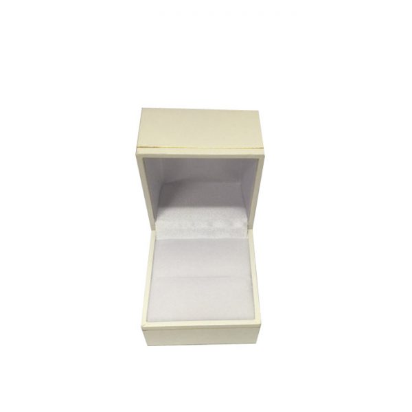 X24 Trade box of Large Premium White Leatherette Look Ring Gift Boxes. Dim 50(w) x 55(d) x 48mm(h)