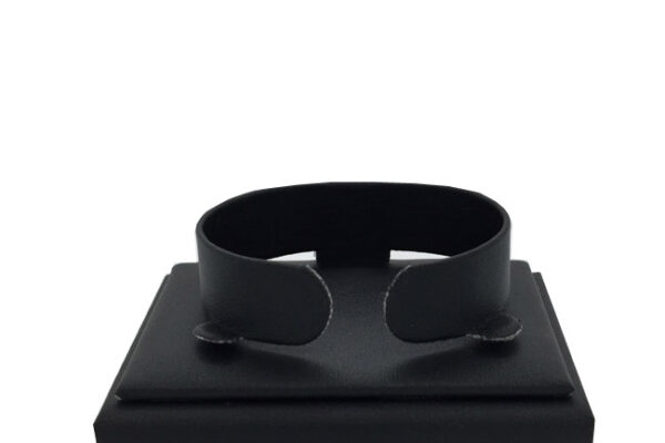 Black or Bangle Display Stand - Black Leatherette. Dim 85(w) x 64(d) x 42mm(h).