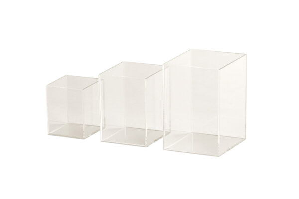 Acrylic Jewellery Riser 3 Piece Set in Clear.
