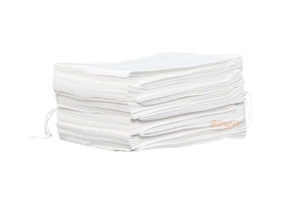 1W Paper Bags. Pack of 500. Size 17.5cm x 15.3cm