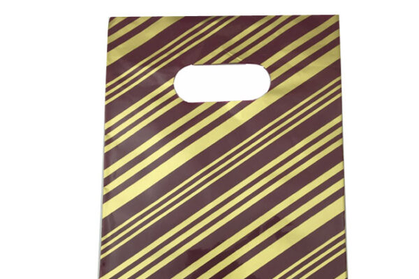 Pack of 100 Medium Plastic Bags With Maroon and Gold Stripes and Die Cut Handle. Dim 220(w) x 330mm(h). NOT SINGLE USE!