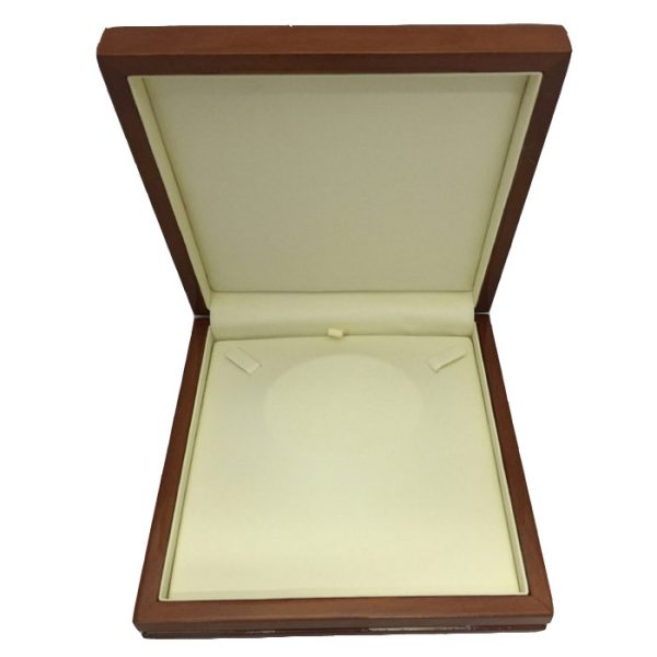 Premium Wooden Necklace and Pendant Set Gift Box - Dim 180(w) x 180(d) x 46mm(h).
