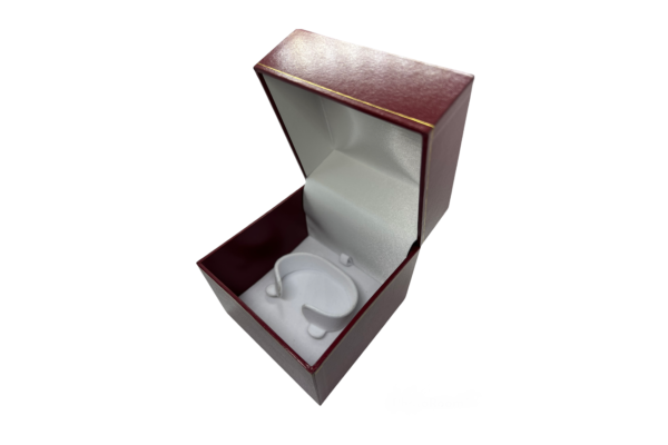 Trade Box of 6 Extra Large Premium Burgundy Leatherette Watch or Bangle Gift Boxes. Dim 100(w) x 100(d) x 100mm(h)